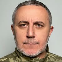 Ленур Ислямов